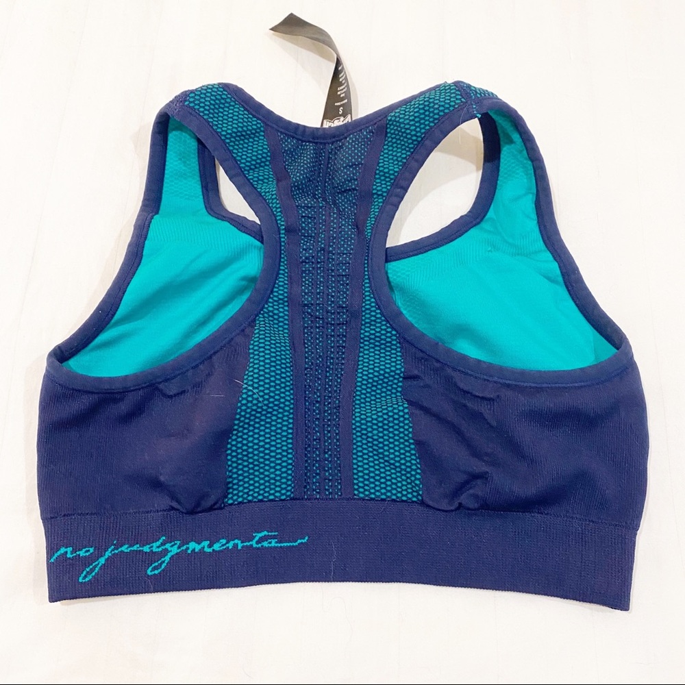 Crunch - Reversible Sports Bra